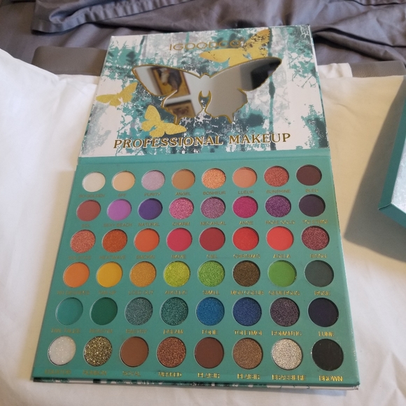 IGOODCO Eyeshadow Palette 48 Colors - Picture 8 of 10